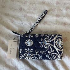 Vera Bradley Blue & White Floral Wristlet Wal...