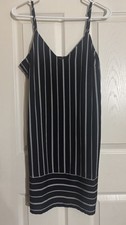 Forever 21 Woman’s Black & White Striped Dress. Adustable Straps. Medium
