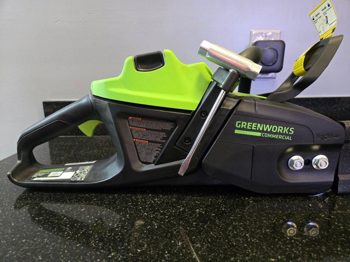 Greenworks Commercial 82CS27-4DP 18