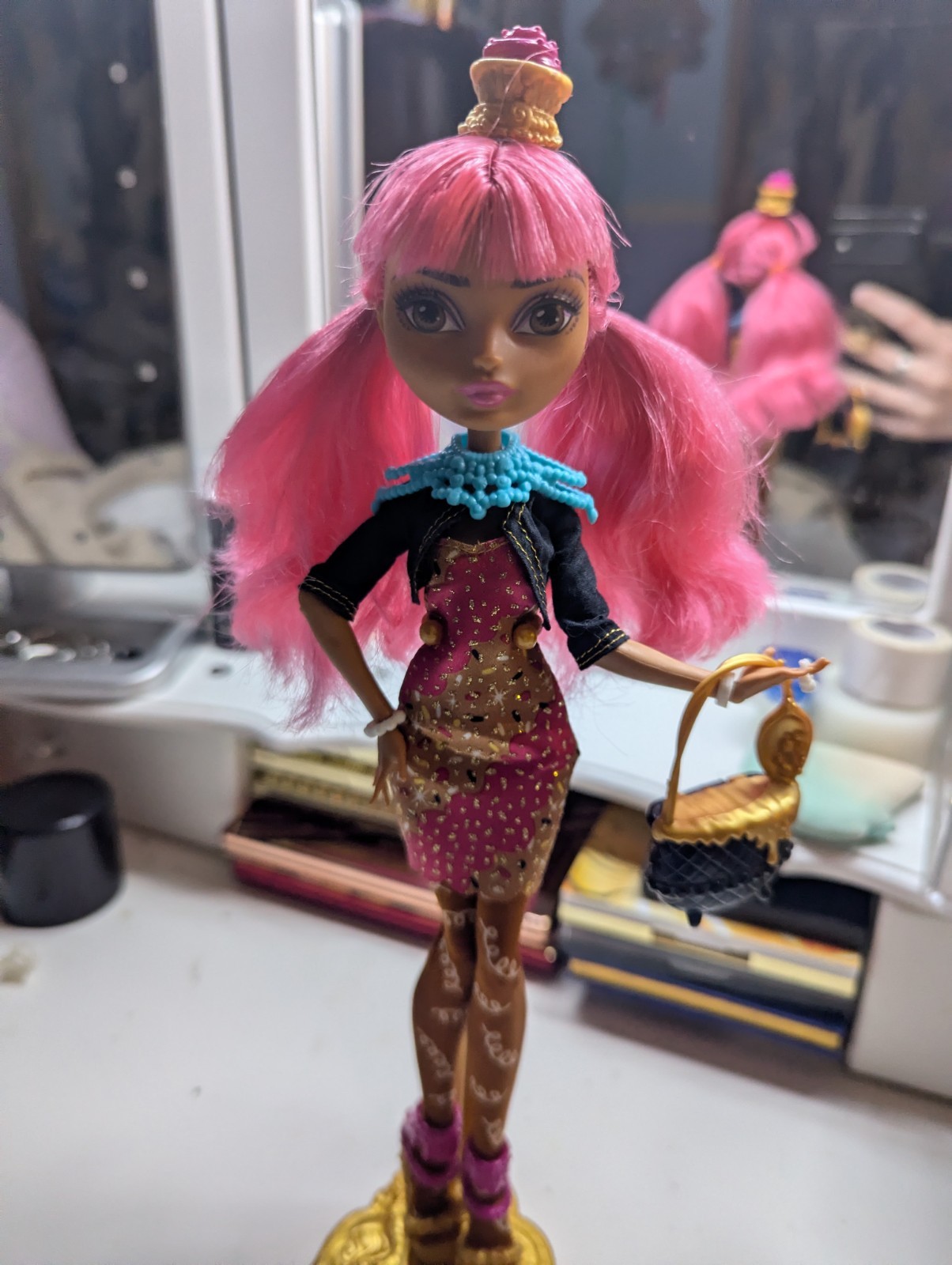 Mattel Ever After High Ginger Breadhouse First Chapter Doll