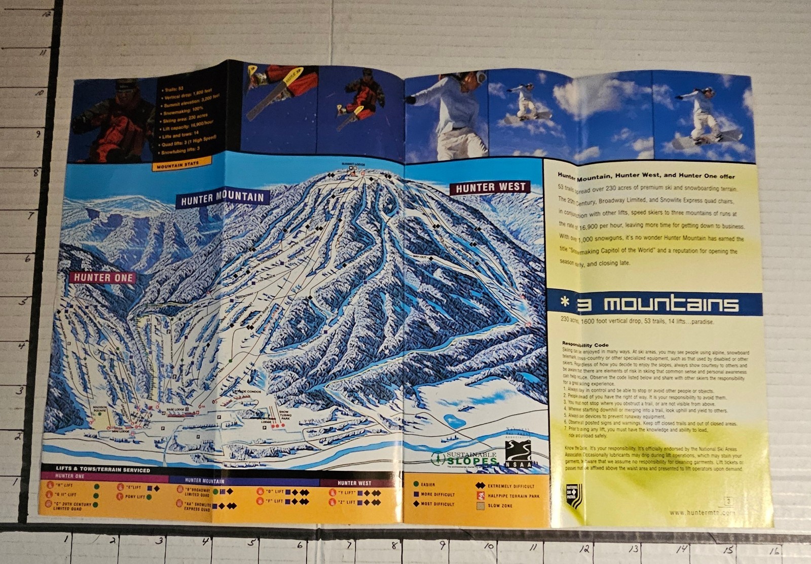 2000/01 HUNTER MT SKI AREA BROCHURE W/ TRAIL MAP INSIDE.  16P OF INFO.  MINT 