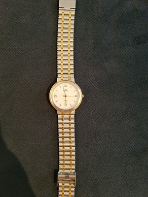 Royal Typ 48038 Quartzuhr