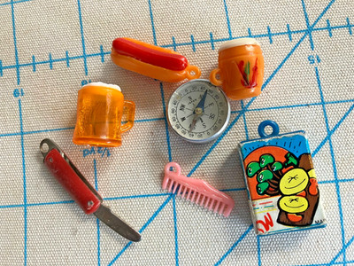 Lot of 7 Vintage Cracker Jack Prizes Metal Charms Gumball Toys Pocket Knife Beer
