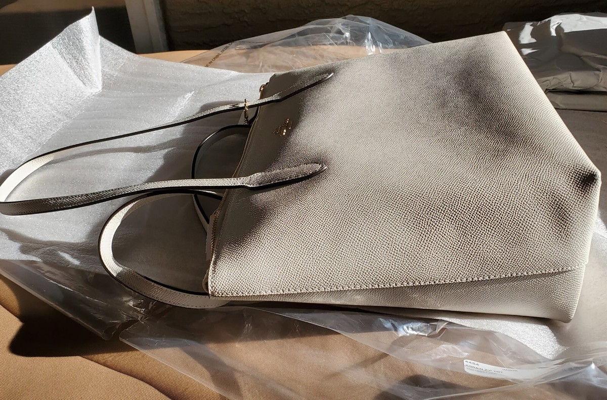 COACH Handbags Zip Top Tote Leather in Gold/Chalk # 4454