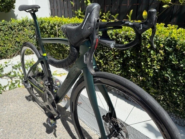 Pinarello Dogma F Edición Limitada Grand Fondo Campagnolo Foto 2 de 4