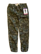 New Boy's Levi's Green Camo Twill Jogger Pants Size 10 Regular NWT