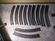 2 Rails Courbes LIMA N3032 - Échelle HO 1/87 - R360 - Occasion Pour Réseau De Train