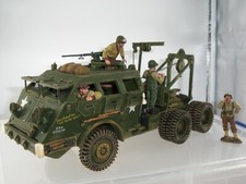 KING AND COUNTRY DD104 US ARMY M26 ARMOURED RECOVERY VEHICLE TRUCK + CREW