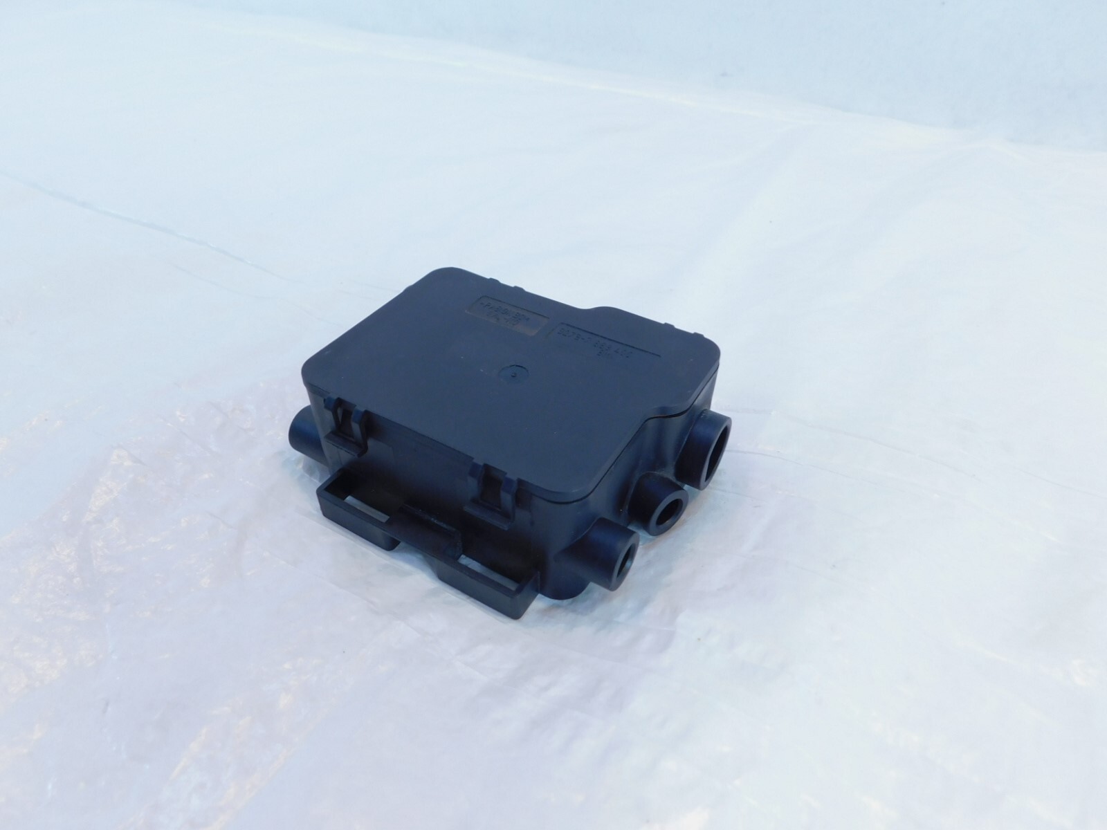 20052013 BMW R900RT & R1200RT Throttle Bowden Cable Distributor Box