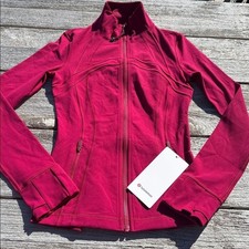 Lululemon Define Jacket Nulu Berry Rumble size 4 NWT pink