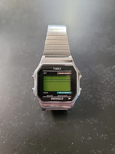 Vintage Timex Indiglo WR30 Men's  Digital Watch 555*