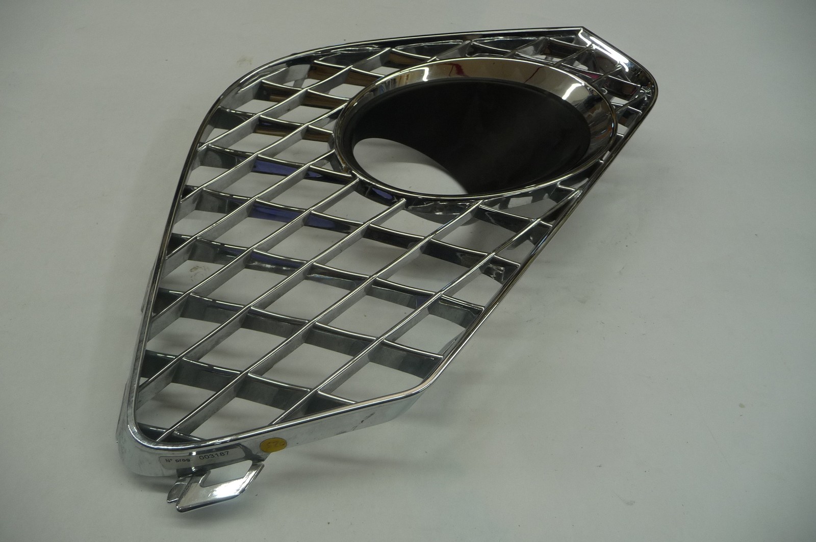 Bentley Continental GT 2019-2024 Front Right Outer Bumper grille