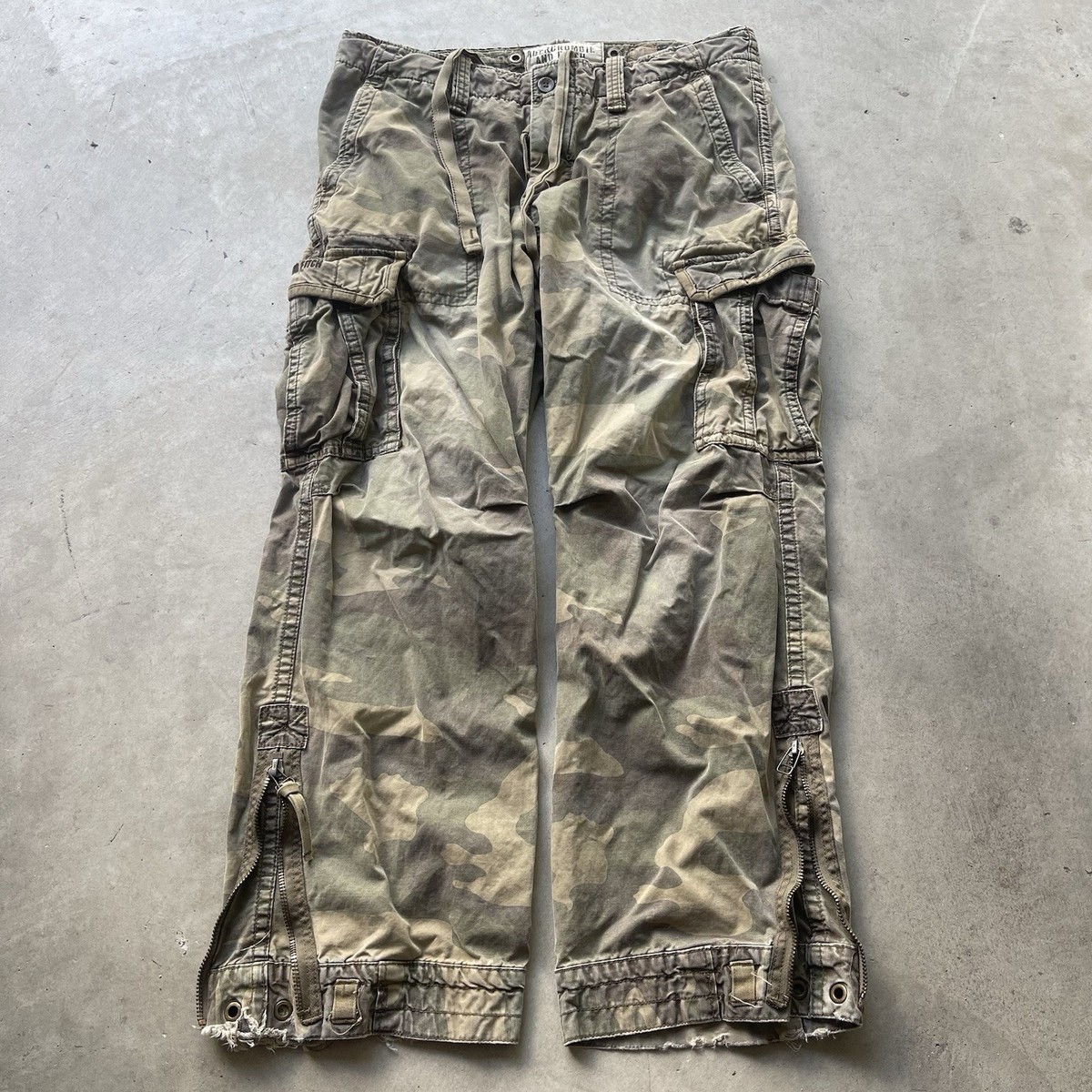 Vintage Abercrombie & Fitch Paratrooper Baggy Camo Cargo Sz