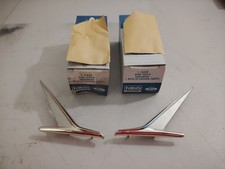 Nos 1961 Ford Falcon Or Ranchero 1 Pair Front Fender Ornaments Original Box