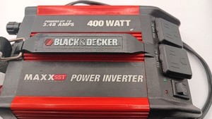 BLACK AND DECKER POWER INVERTER