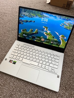 ASUS ROG Zephyrus G14 16 GB, 512GB NVIDIA GeForce GTX 1650 Ti 10/10 Condition
