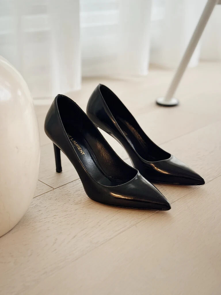 Décolleté a punta Saint Laurent (TAGLIA 35)