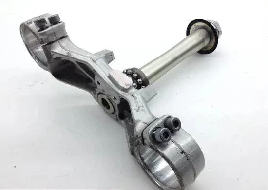 Abrazadera de horquilla inferior triple árbol inferior eje 2004 Yamaha YZF R1 1610A Foto 4 de 4