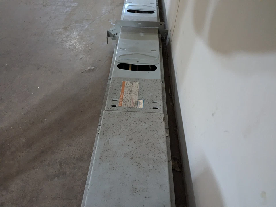 I-T-E ABD4024 BD Busway, 225A, 480/277V, 3 phase, 4 wire, 10 ft, Aluminum - Image 4 of 4