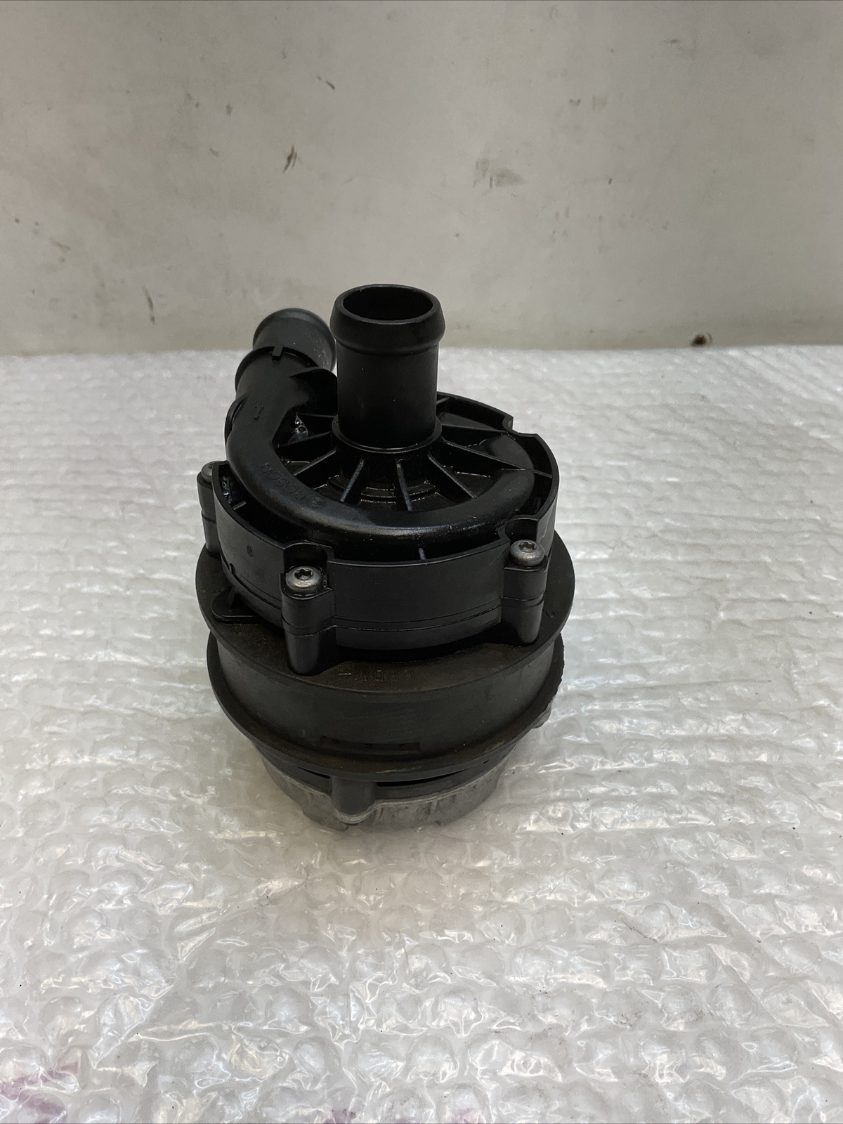 14-21 Maserati Ghibli Levante Auxiliary AUX Circulation Water Pump 670005347 OEM