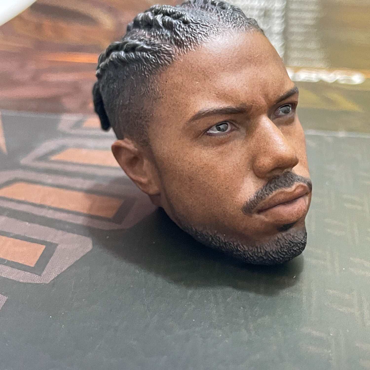 Black Panther - Erik Killmonger Sixth Scale Figure MMS471 Hot Toys Sideshow 1 6