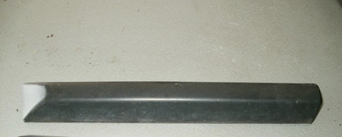 BMW 3 (E36) 318i 1,8 Bj07.94    Einstiegsleiste Leiste kotflügelleiste links