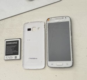 Samsung  Galaxy Express 2 SM-G3815 Weiß Teilespender Platine Accu Deckel Ok