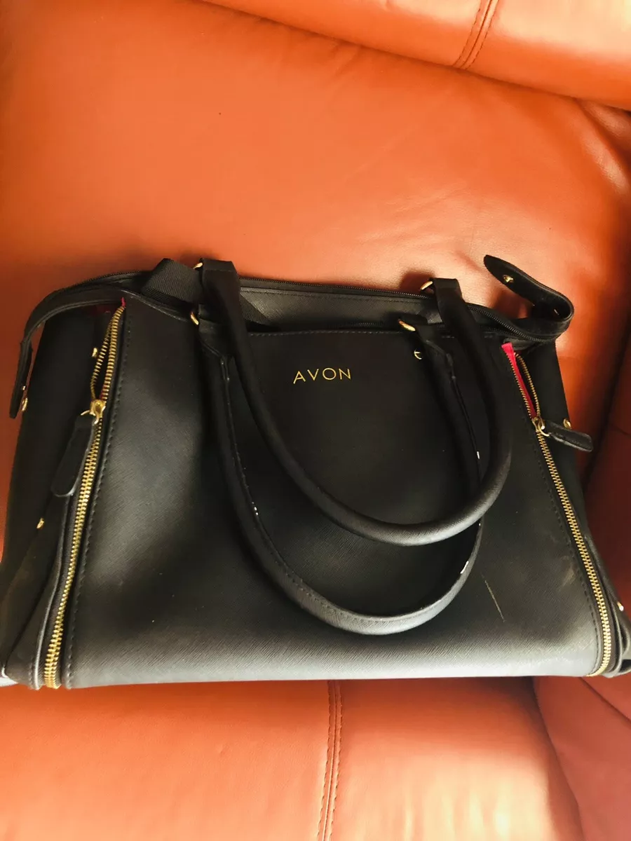 Avon's Signature Collection Mailyn Tote and Wallet - momma in flip flops