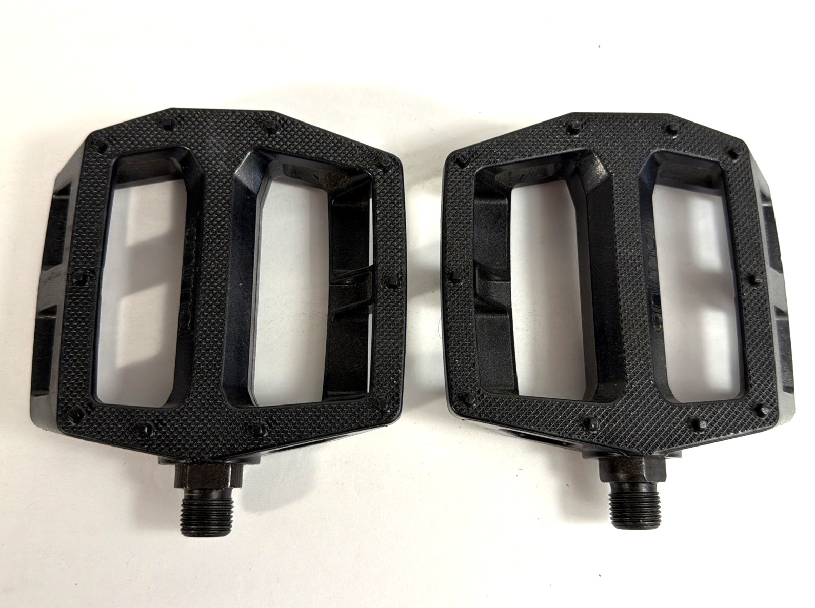 Animal Bikes Bmx Steve Hamilton Pedals Great Condition