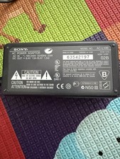 Sony AC-L10B AC/DC Power Adapter 8.4V 1.5A 100-240V Black Power Supply