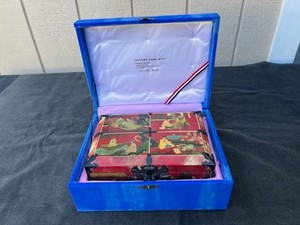 Vtg. Korean Ox horn Wedding Chest / Accessory Box (Hwagak Bank) Blue Velvet Case