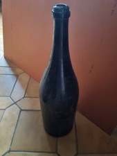 Magnum bottle Extra large champagne bottle Huge bottle Dark glass Double magnum.