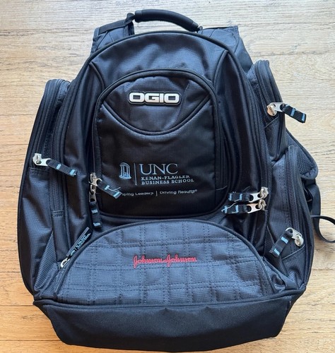 Zaino Ogio x UNC Kenan-Flagler Business School Metro Street Nero Johnson