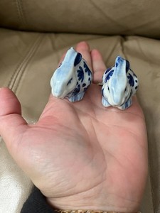 Blue & White Bunny Rabbit Salt And Pepper Shakers With Stoppers