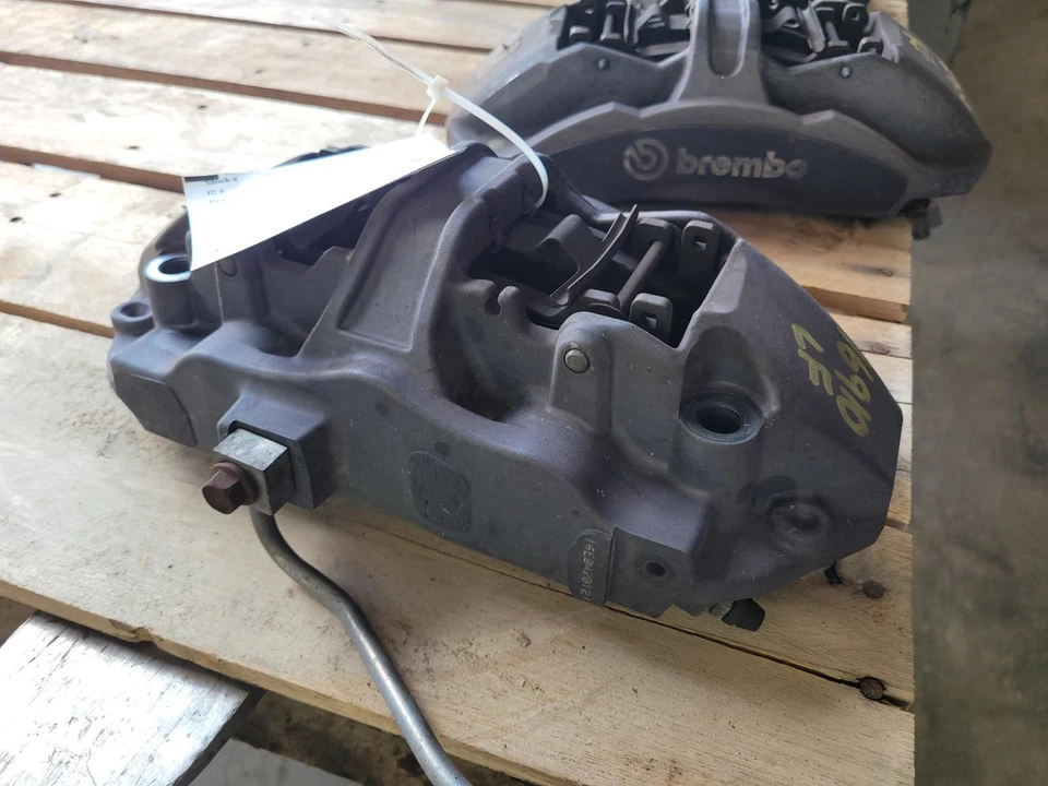 2015-2020 FORD MUSTANG SHELBY GT350 FRONT AND REAR BREMBO BRAKE CALIPER SET Foto 2 de 4