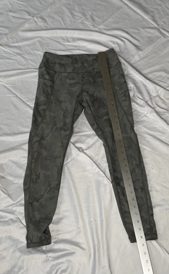 Botas de Combate Curves N Leggings Cortos S Camufladas Con Bolsillos Tiro Medio Elastizadas Nylon Foto 2 de 4