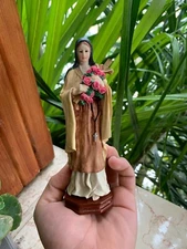 Vintage French Santa Teresa de Lisieux,Saint Statue Flowers of Jesus St.Therese
