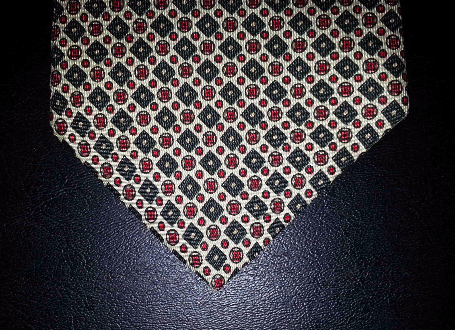 Picture 4 of 5