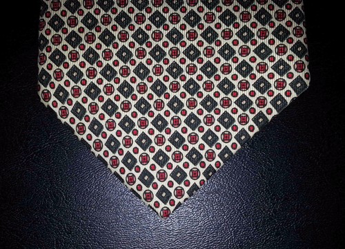 Boston Trader Tie Ivory Red Green Geometric Diamond Circle Design NIB t3472 - Picture 4 of 5