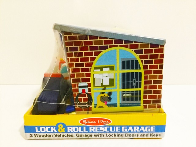 melissa and doug lock and roll rescue garage
