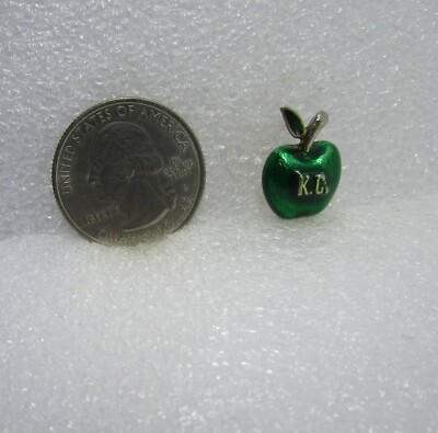 Green Apple K.C. Pin