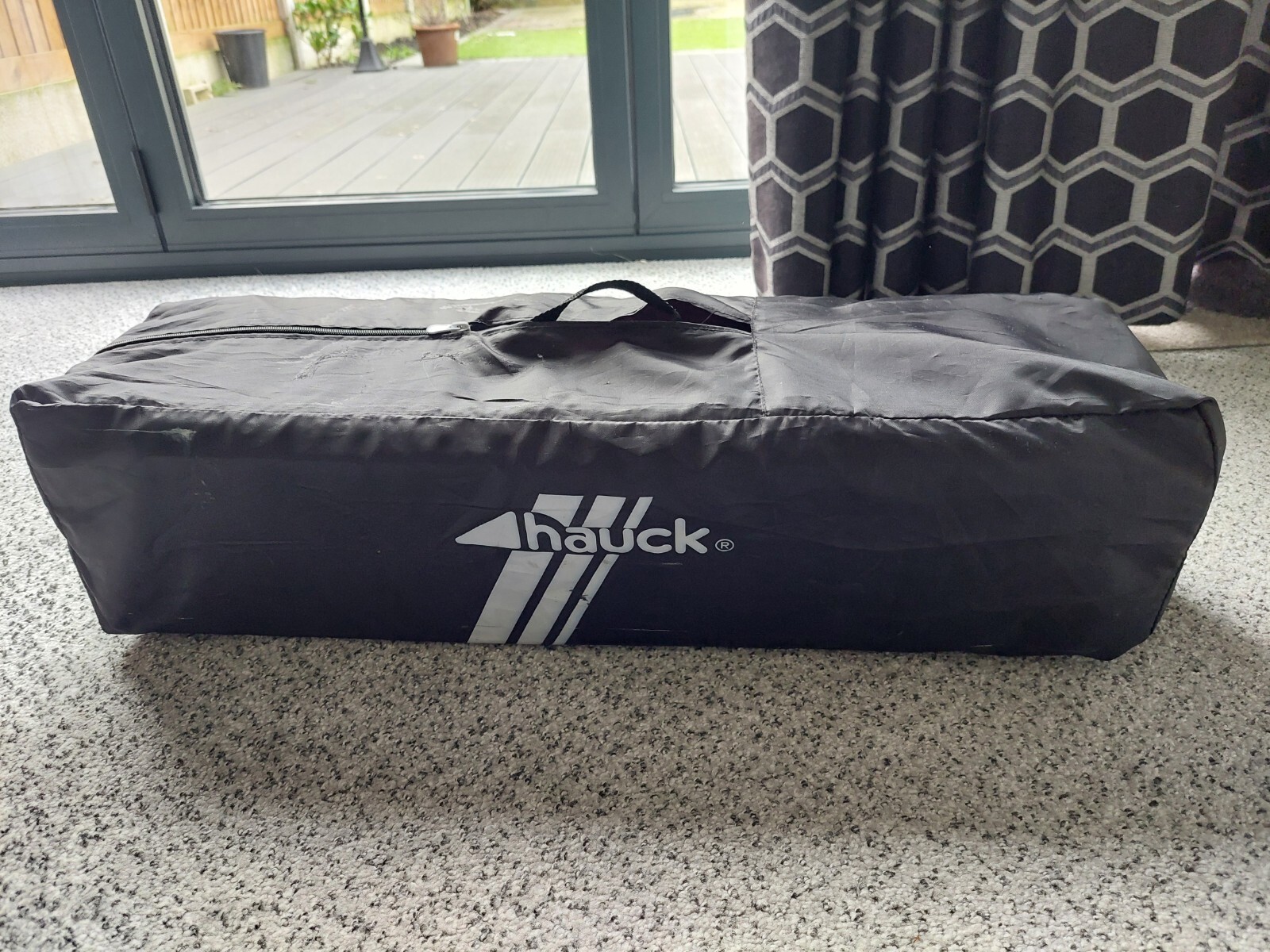 Hauck Travel Cot Set Sleep N Play Center / for Babys and Toddlers