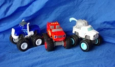 Blaze and The Monster Machines White Knight Crusher & Blaze Mattel 2014 Nick Jr.