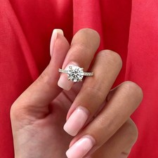 Pierścionek z diamentem uprawianym laboratoryjnie, ręcznie robiony, okrągły krój 1,70 ct 18k, żółte złoto E F VVS IGI