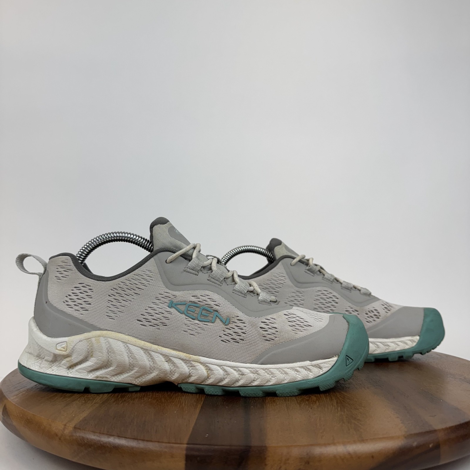 Scarpe da trekking donna Keen Nxis Speed basse traspiranti grigie sneakers taglia 10 M