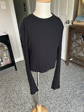 Teen size 13-year-old black ribbed fitted top bell sleeves