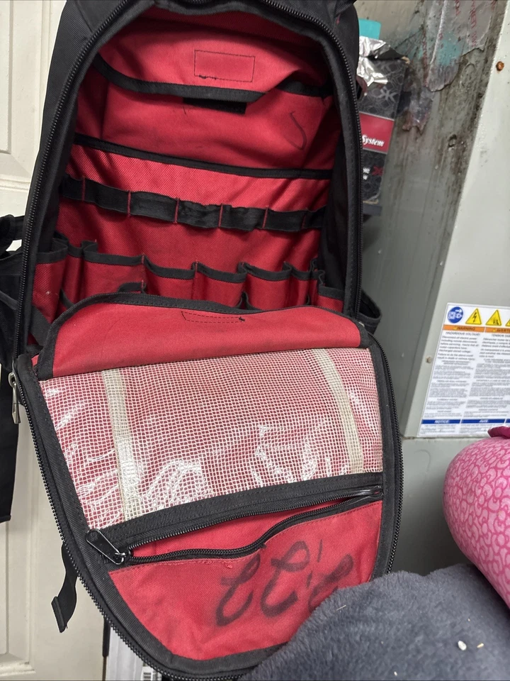 Mochila Milwaukee Ultimate Jobsite Foto 2 de 4