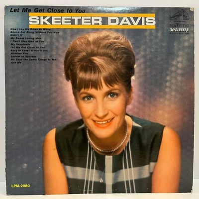 SKEETER DAVIS - Let Me Get Close To You (1964 Mono) - 12'' Vinyl Record LP - VG+
