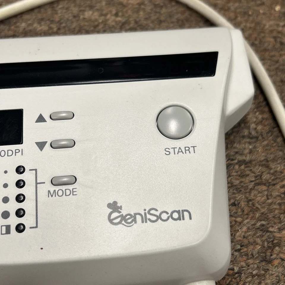 Geniscan GS-C105 portable Scanner With PS-2 Port  - Image 2 of 4