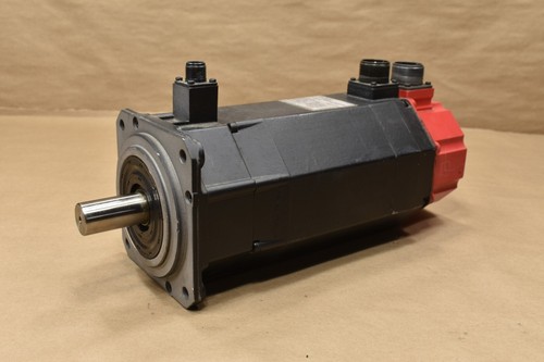Fanuc Alpha M9/3000 A06B-0163-B675#7000, AC Servo Motor, 61 V, 3000 RPM, 6.8 A